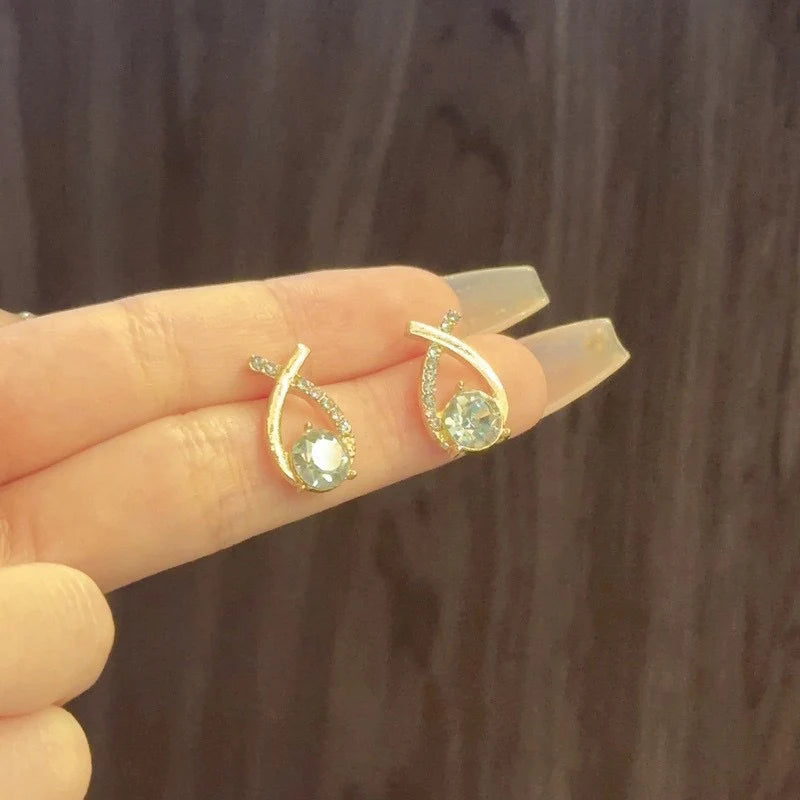 The Shringar Crystal Twist Studs