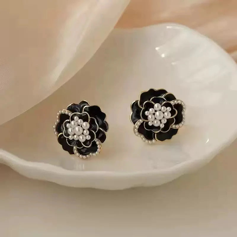 The Shringar Midnight Bloom Pearl Earrings