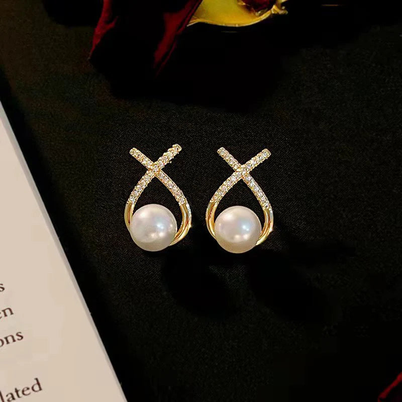 The Shringar Pearl Luxe Earrings | Elegant Pearl Design | Party Wear | Lightweight | Premium Finish ✨🤍