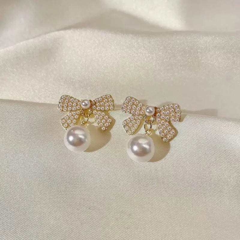 The Shringar Princess Pearl Knot Earrings